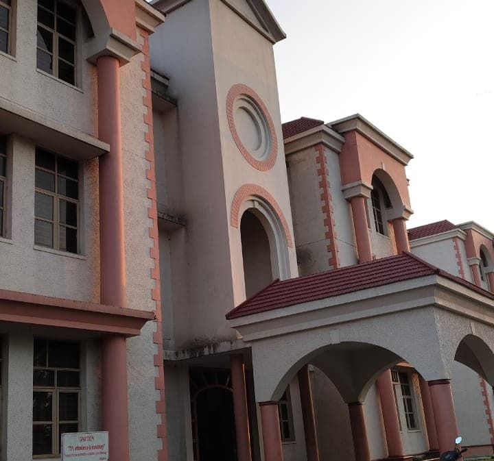 Uttaranchal University Dehradun Academic photo 10